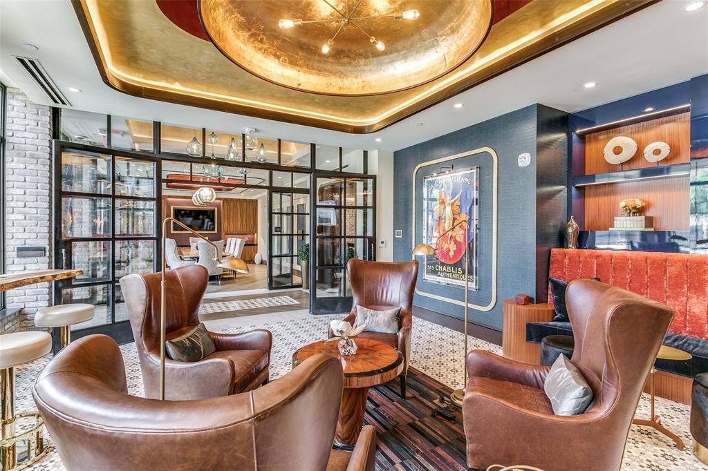 350 Central Avenue #206, Southlake, TX 76092