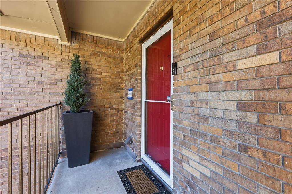 2505 Wedglea Drive #225, Dallas, TX 75211