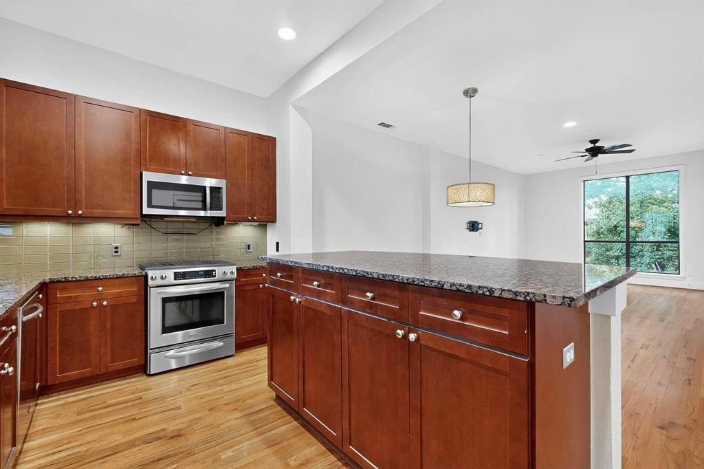 4211 Rawlins Street #528, Dallas, TX 75219