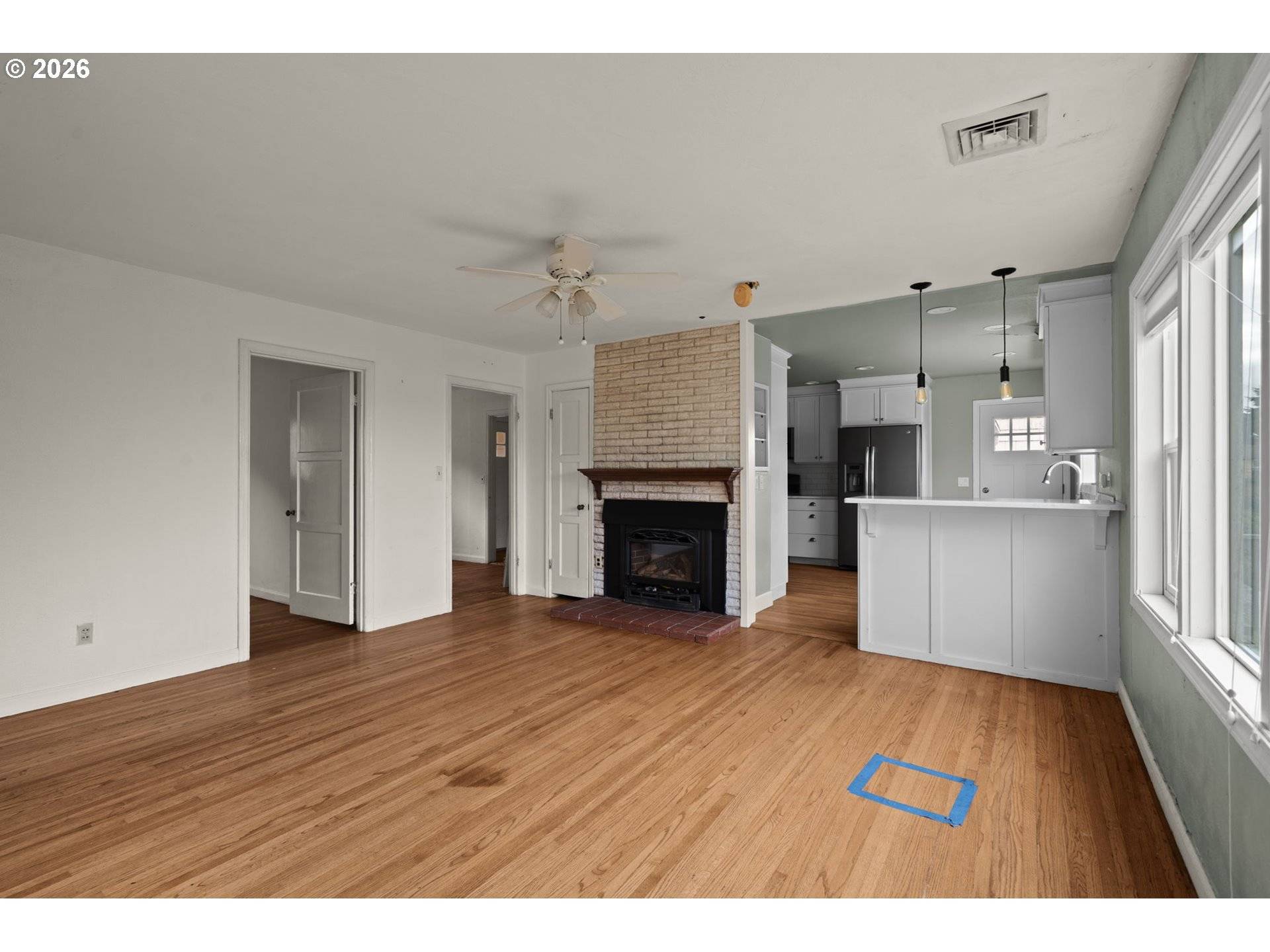 357 W NIAGARA AVE, Astoria, OR 97103