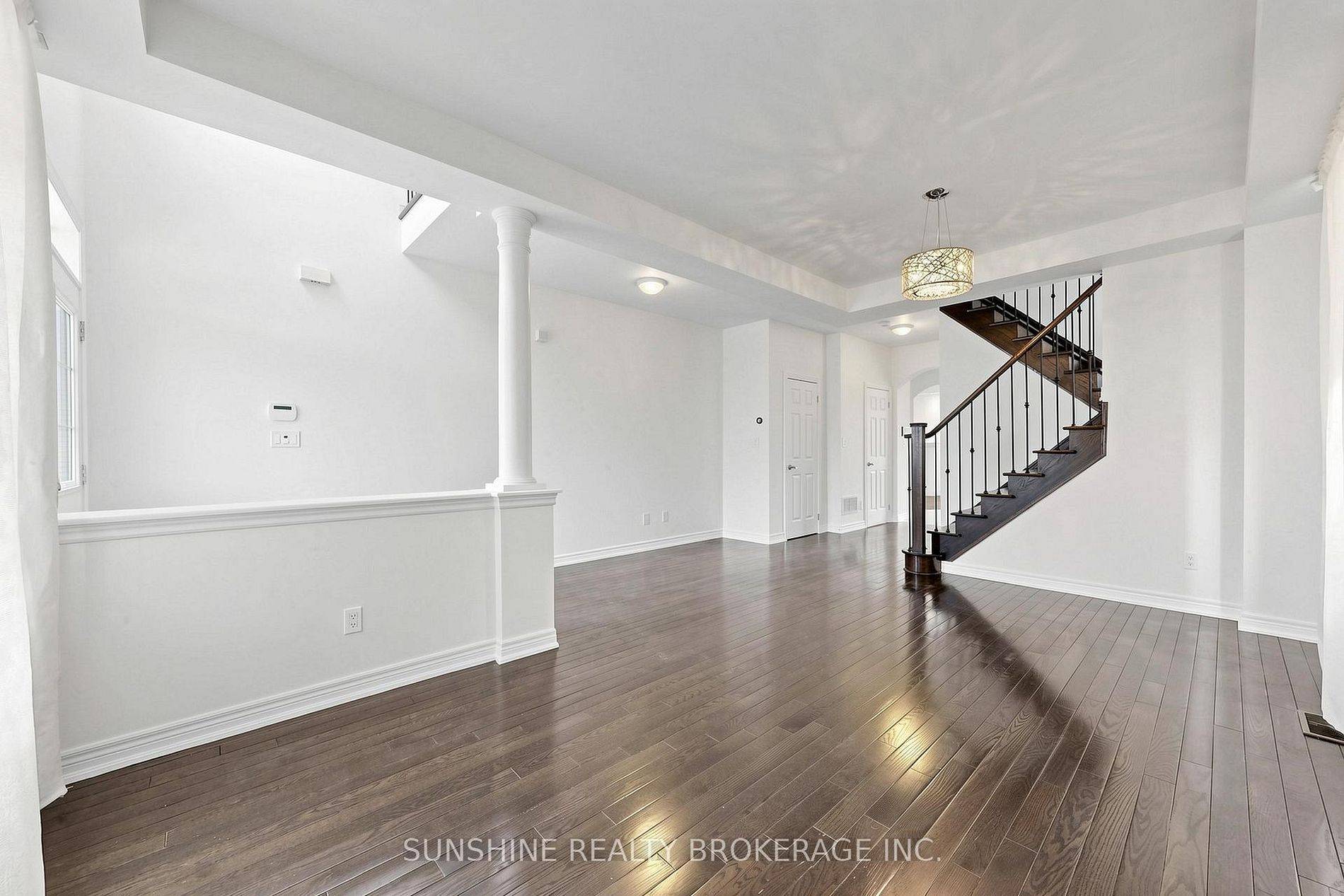 39 Wozniak CRES, Markham, ON L6E 0L4