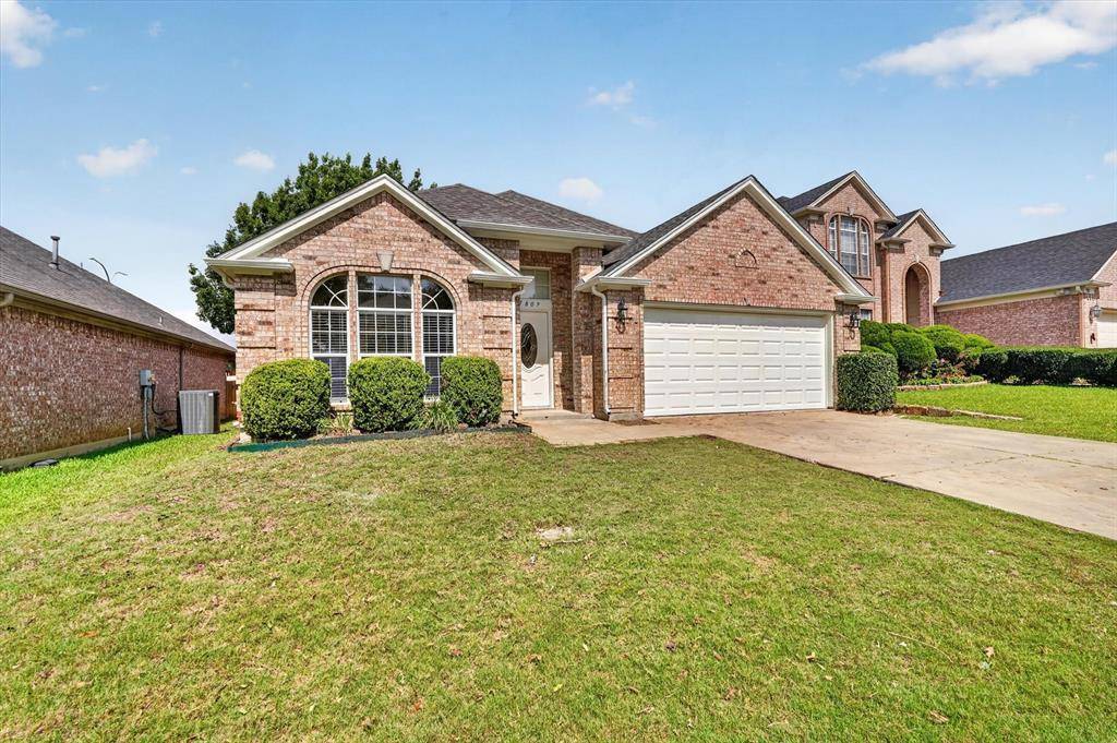 7809 Orland Park Circle, Fort Worth, TX 76137
