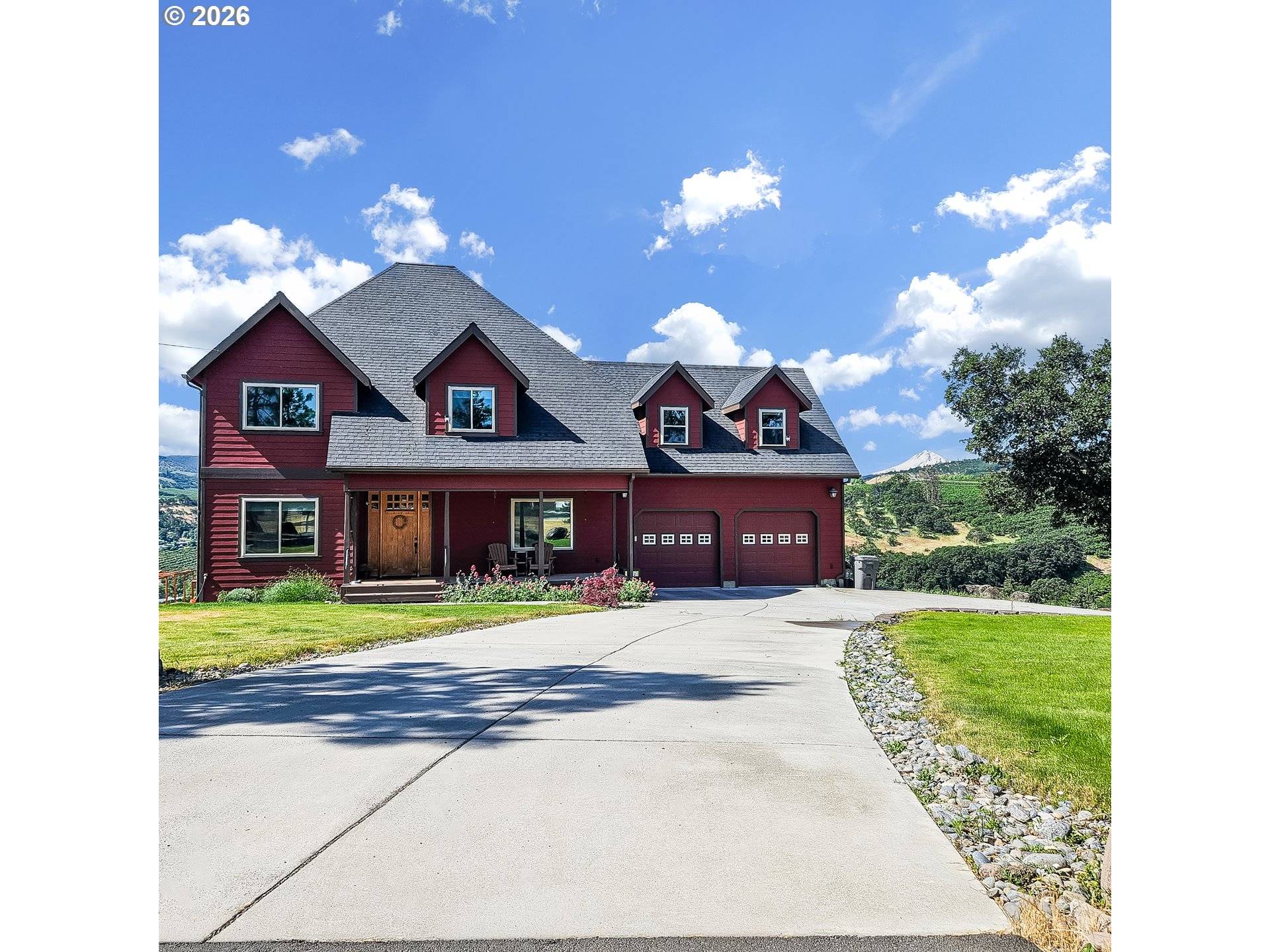 1306 HERMITS WAY, The Dalles, OR 97058