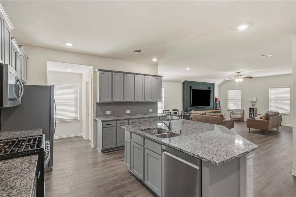 202 Buckboard Lane, Caddo Mills, TX 75135
