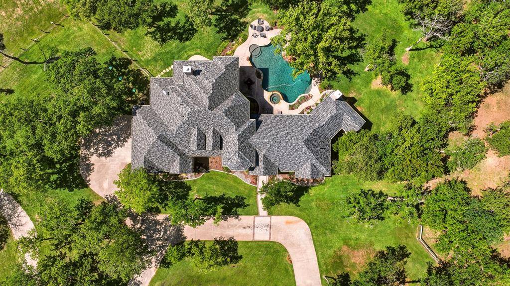 400 Porter Road, Bartonville, TX 76226