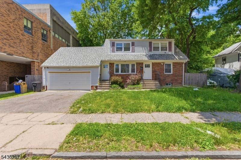 55 Morris St #1, East Orange City, NJ 07017