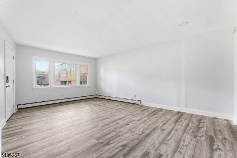 55 Morris St #1, East Orange City, NJ 07017