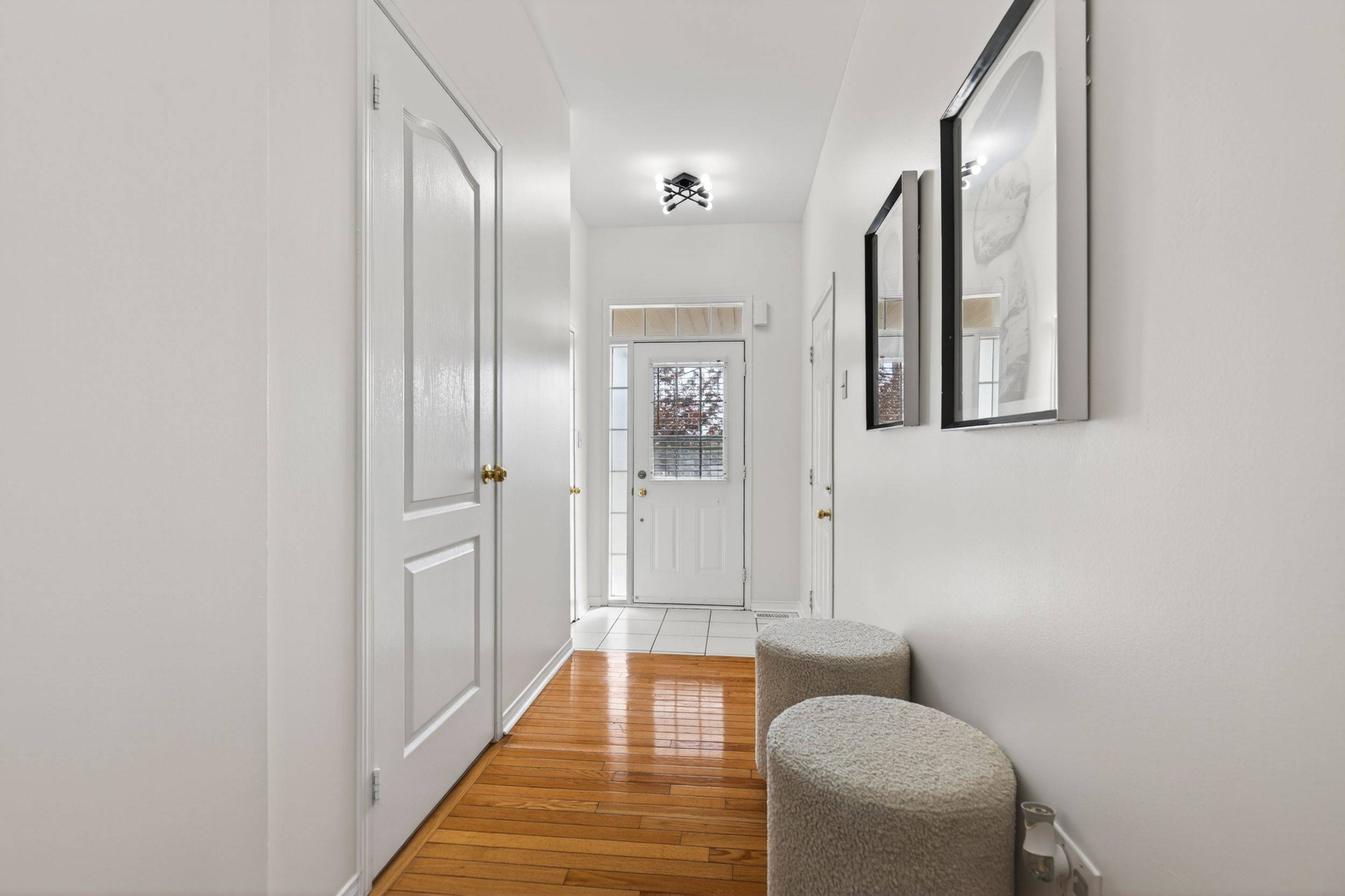 2307 Stone Glen CRES, Oakville, ON L6M 0C9