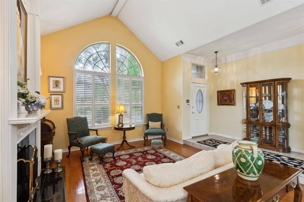 4055 Seabury Drive, Dallas, TX 75287