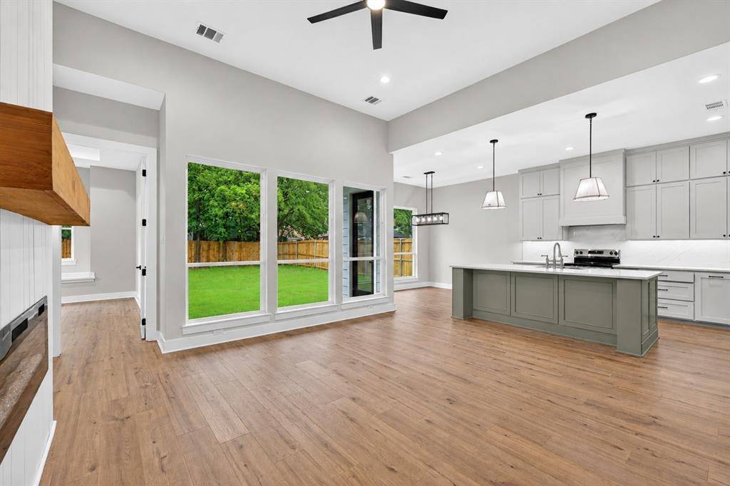 4323 Metropolitan Avenue, Dallas, TX 75210