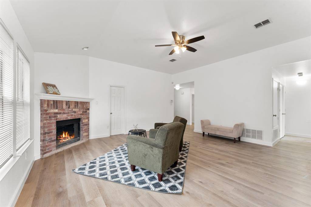 8471 Widgeon Way, Dallas, TX 75249