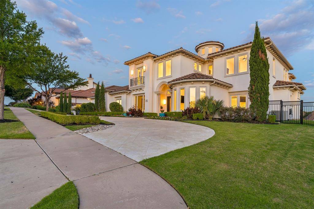 1013 Excalibur Boulevard, Lewisville, TX 75056