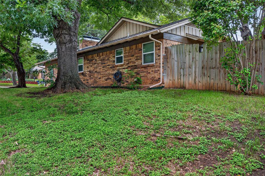 5310 Westminster Court S, Fort Worth, TX 76133