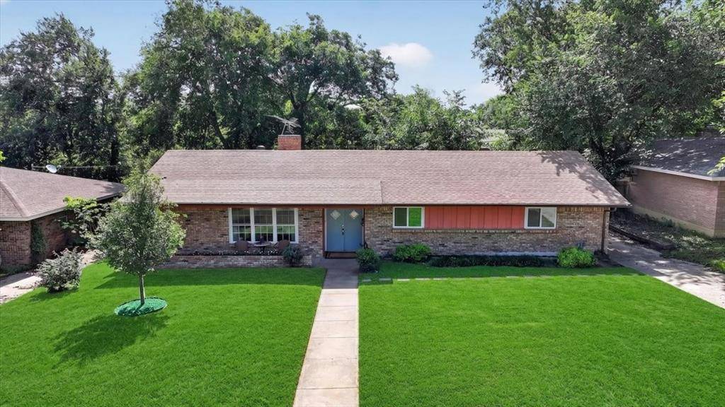 5609 Wedgworth Road, Fort Worth, TX 76133