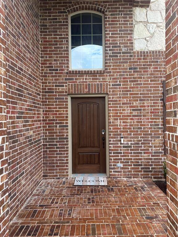 8404 Sioux Trail, Aubrey, TX 76227