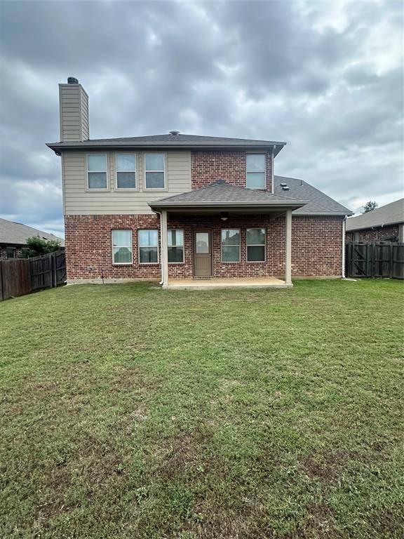 8404 Sioux Trail, Aubrey, TX 76227