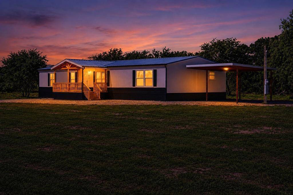 1053 Carnagie Road, Poolville, TX 76487