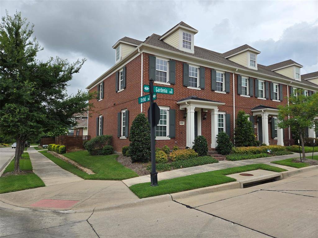 1036 Gardenia Street, Carrollton, TX 75007