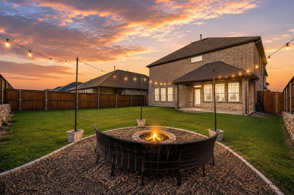 3904 Starlight Creek Drive, Celina, TX 75009