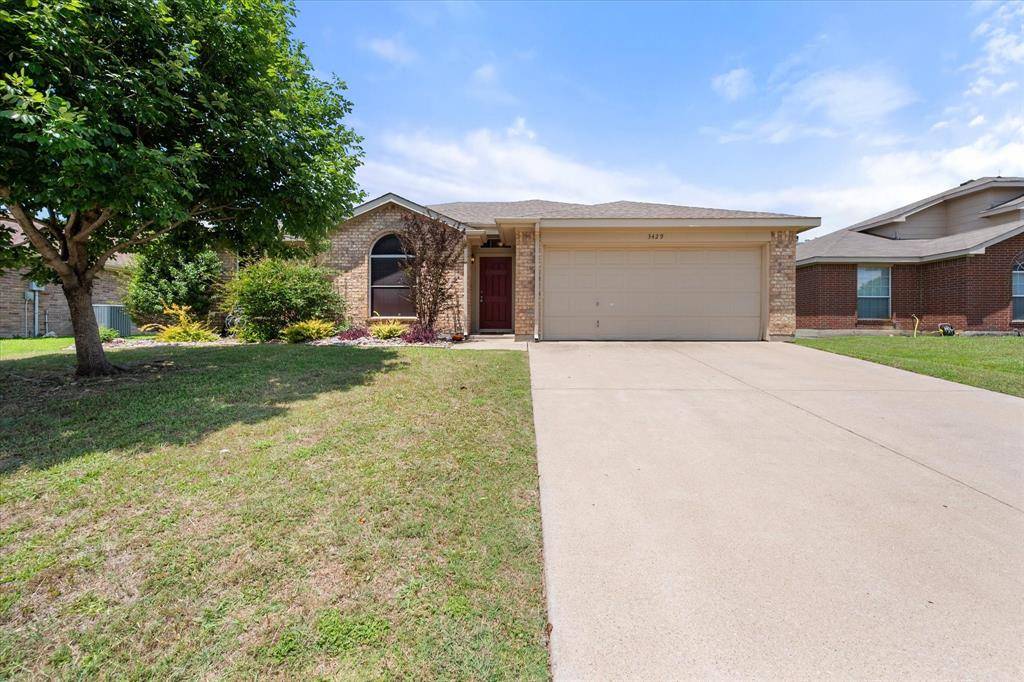 3429 Newgate Street, Midlothian, TX 76065