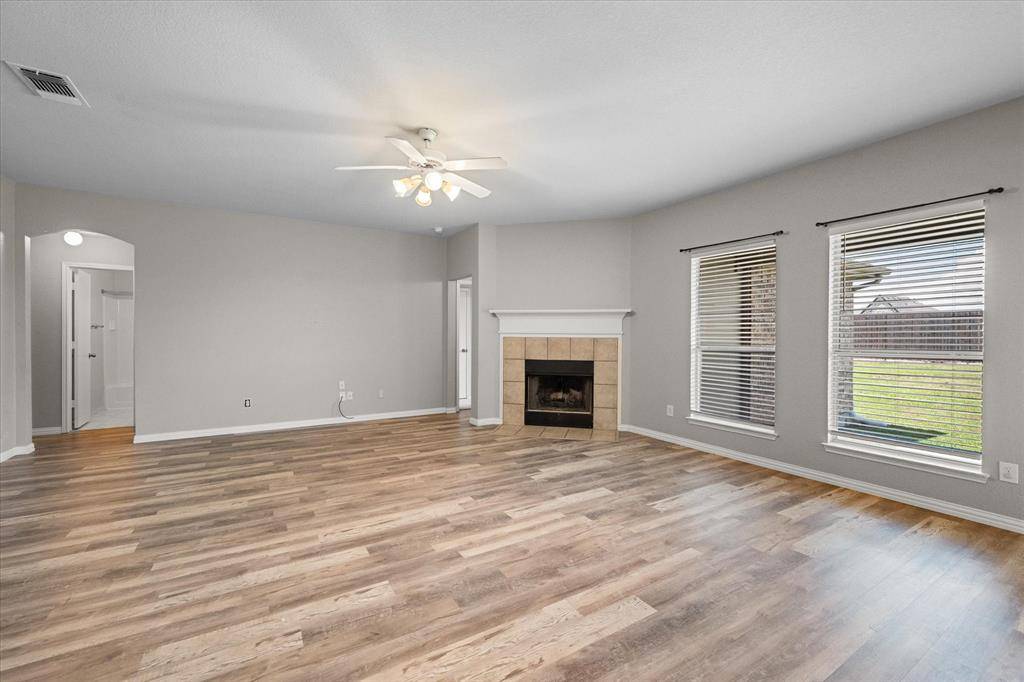 3429 Newgate Street, Midlothian, TX 76065