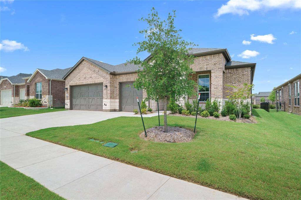 417 Raven Ridge Drive, Mckinney, TX 75071