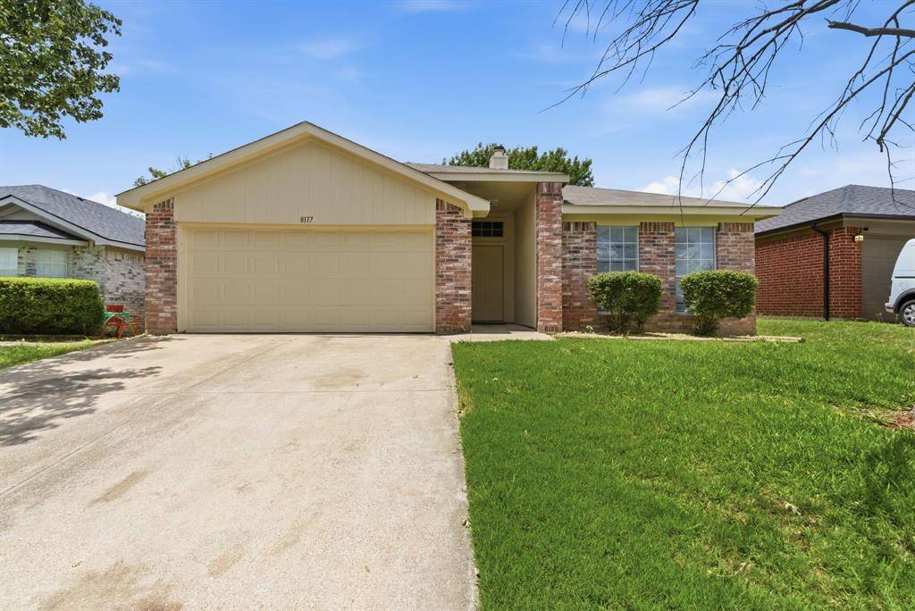8117 Broken Arrow Road, Fort Worth, TX 76137