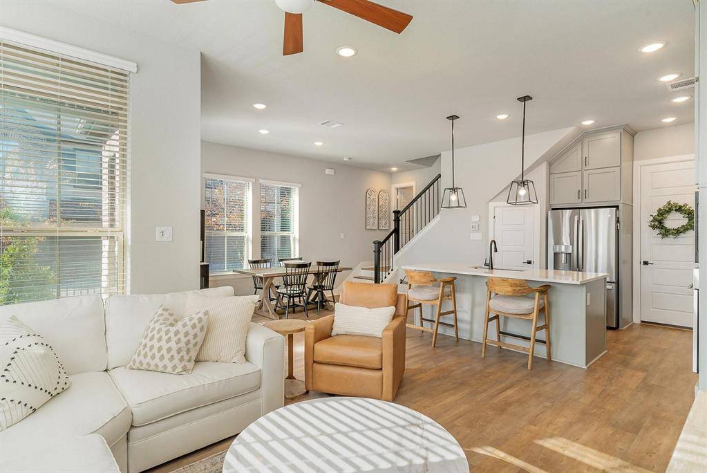 7104 Amber Grove Court, Dallas, TX 75231