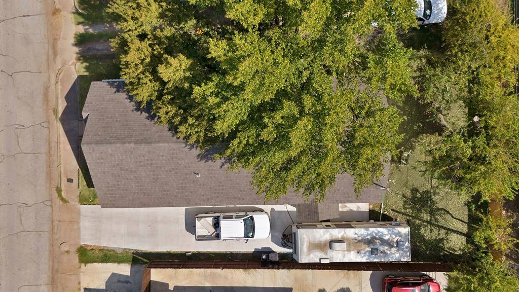 1130 E Hattie Street, Fort Worth, TX 76104