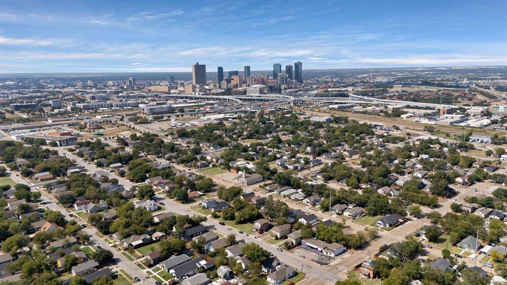 1130 E Hattie Street, Fort Worth, TX 76104