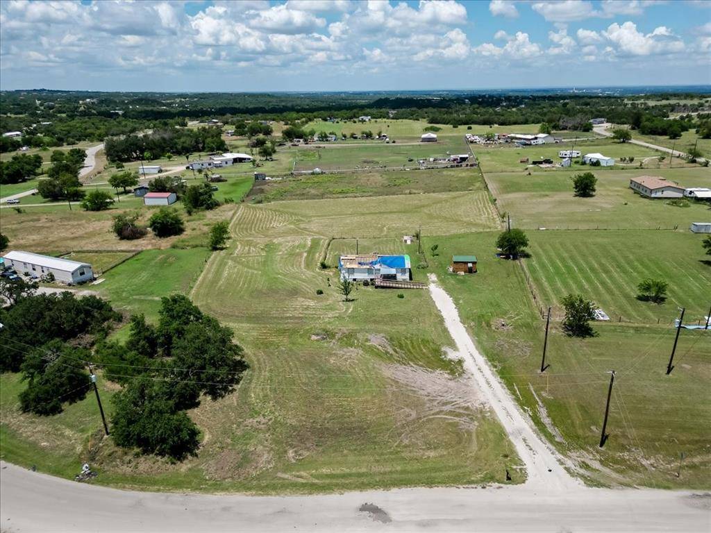 108 Lelon Lane, Springtown, TX 76082