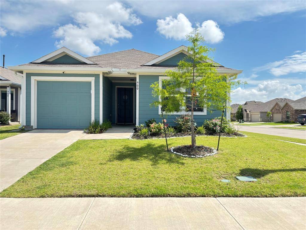900 Mountain Laurel Drive, Princeton, TX 75407