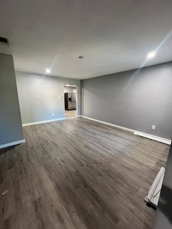 2419 N Prairie Creek Road, Dallas, TX 75227