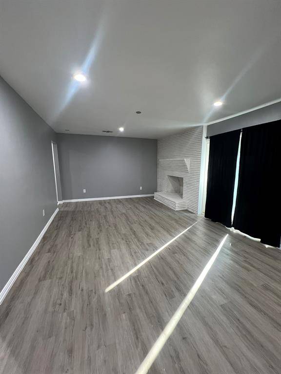 2419 N Prairie Creek Road, Dallas, TX 75227