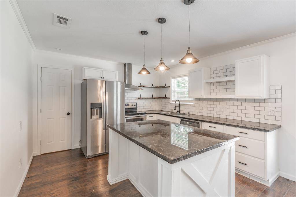 5602 Sayle Street, Greenville, TX 75402