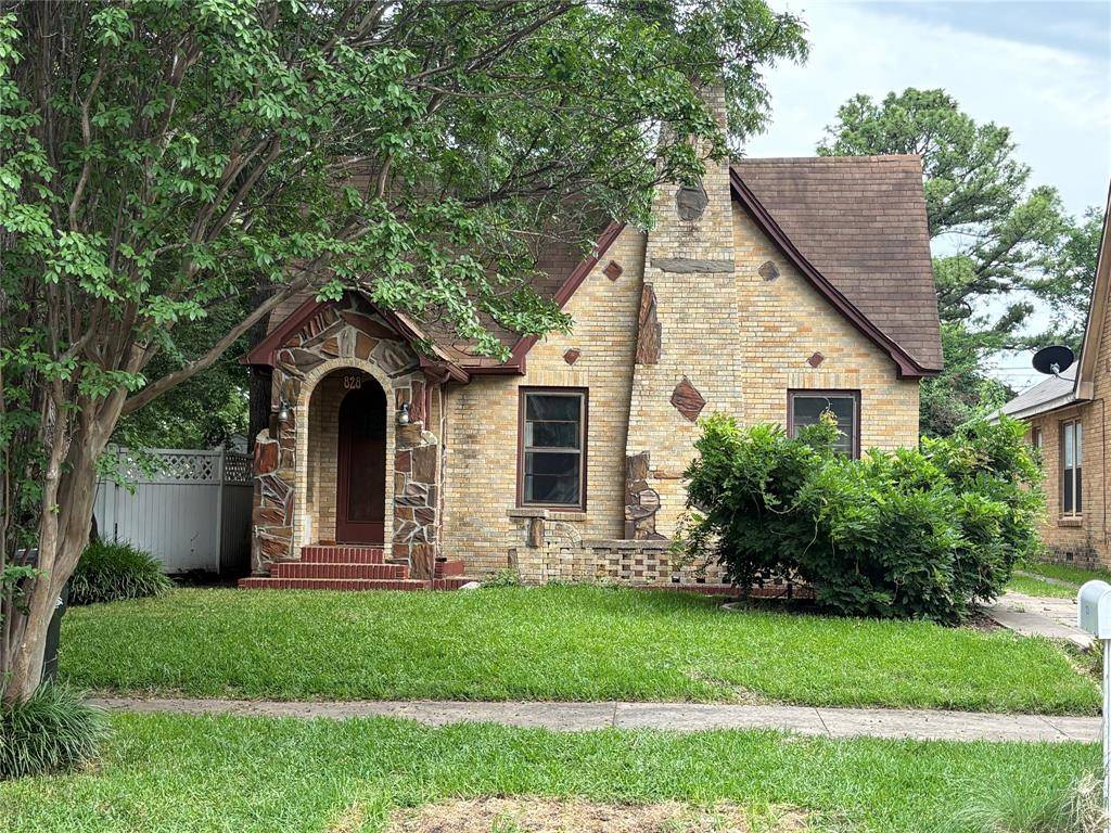 828 W Gandy Street, Denison, TX 75020