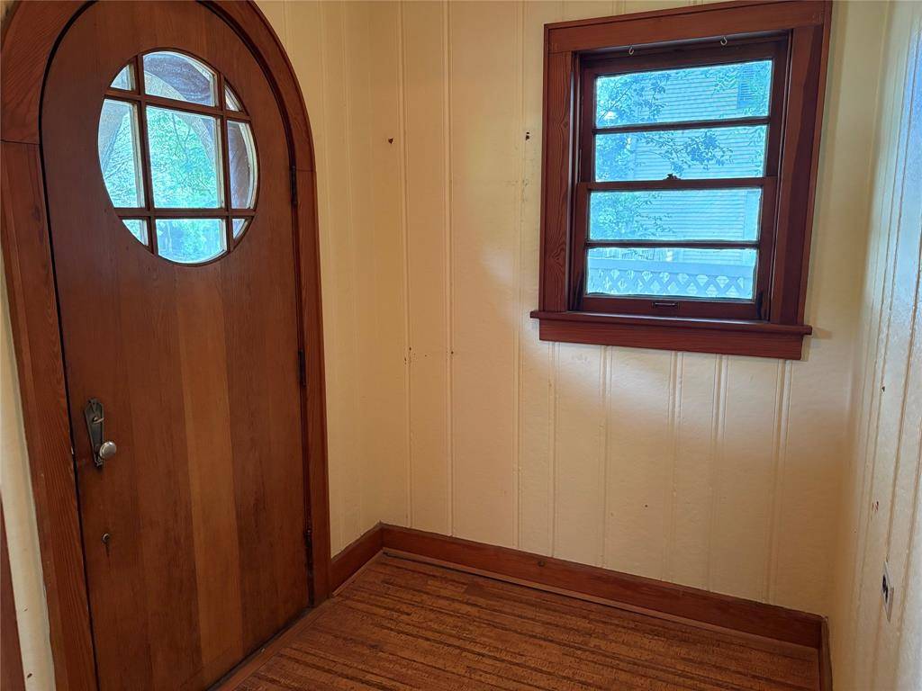828 W Gandy Street, Denison, TX 75020
