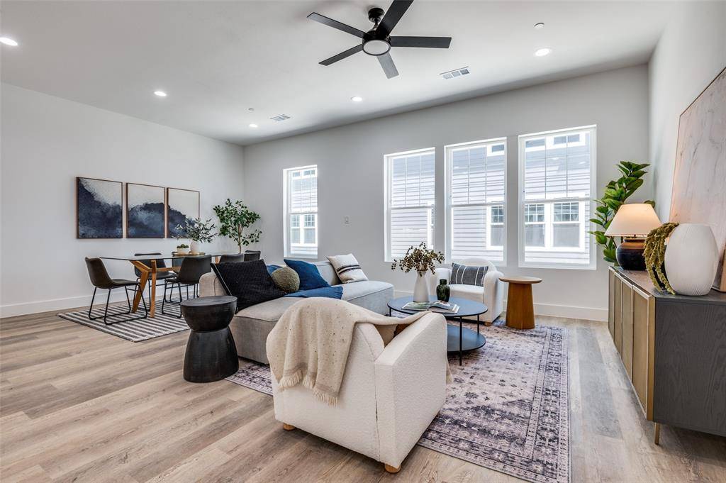 631 N Tyler Street #204, Dallas, TX 75208