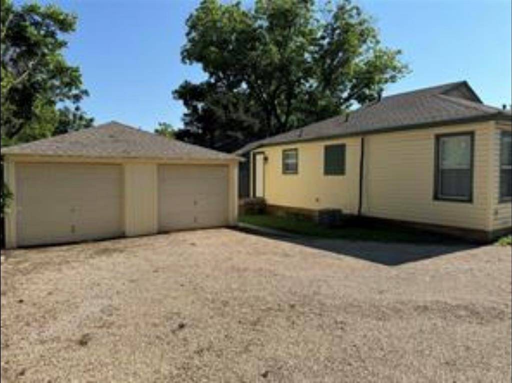 205 Merritt Street, Fort Worth, TX 76114