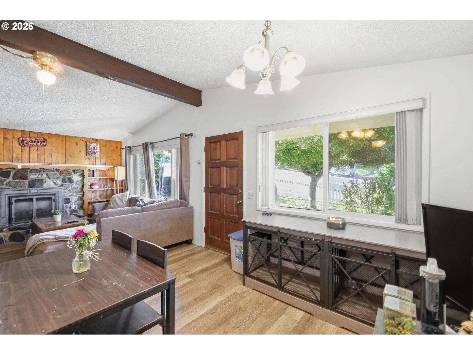 1604 E TAYLOR AVE, Cottage Grove, OR 97424
