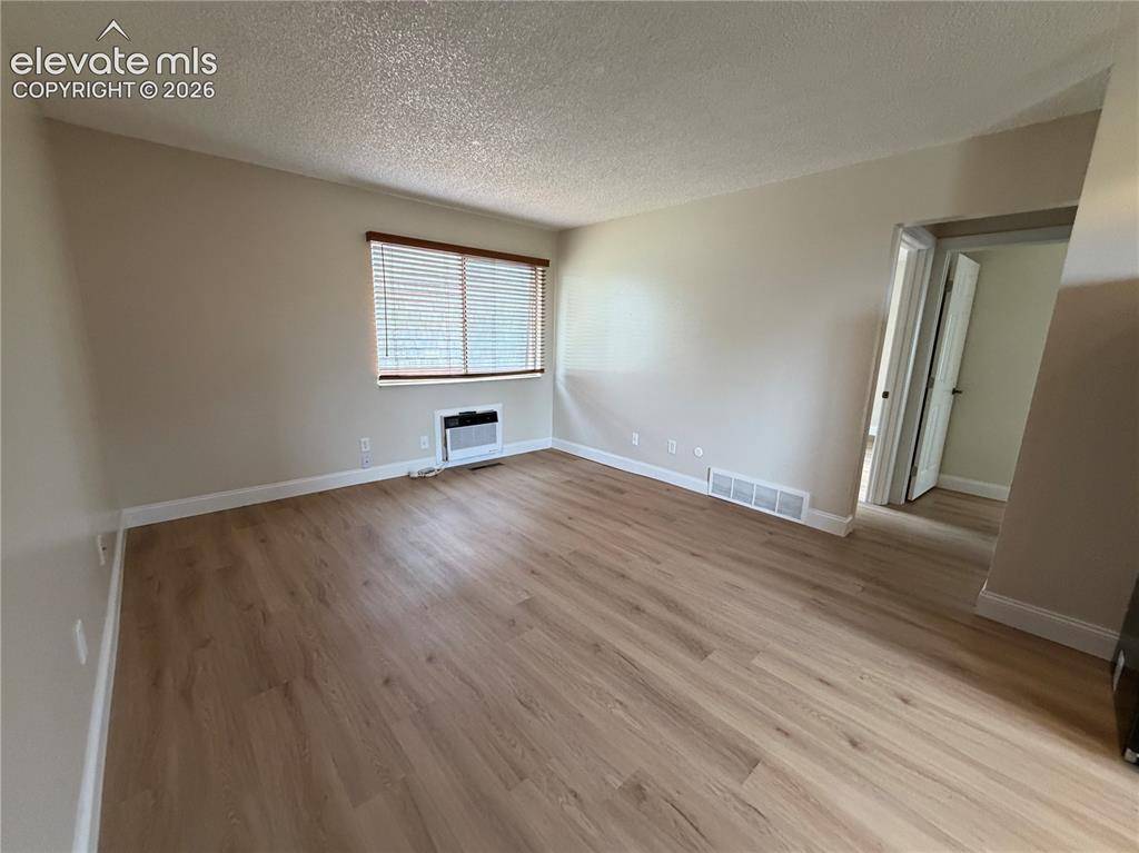 2959 Mesa RD #C, Colorado Springs, CO 80904