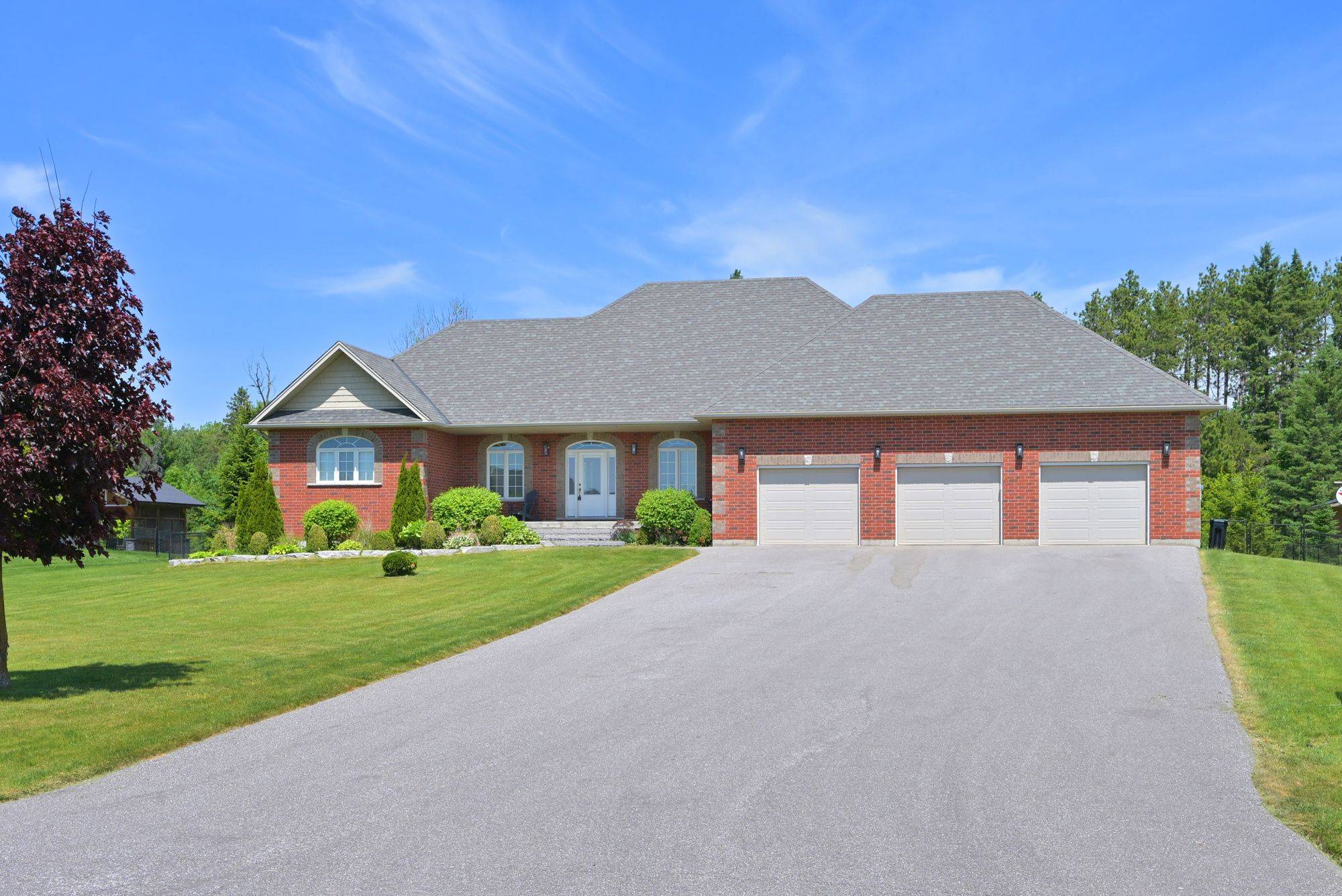 11 Harry Parker PL, Adjala-tosorontio, ON L0M 1J0