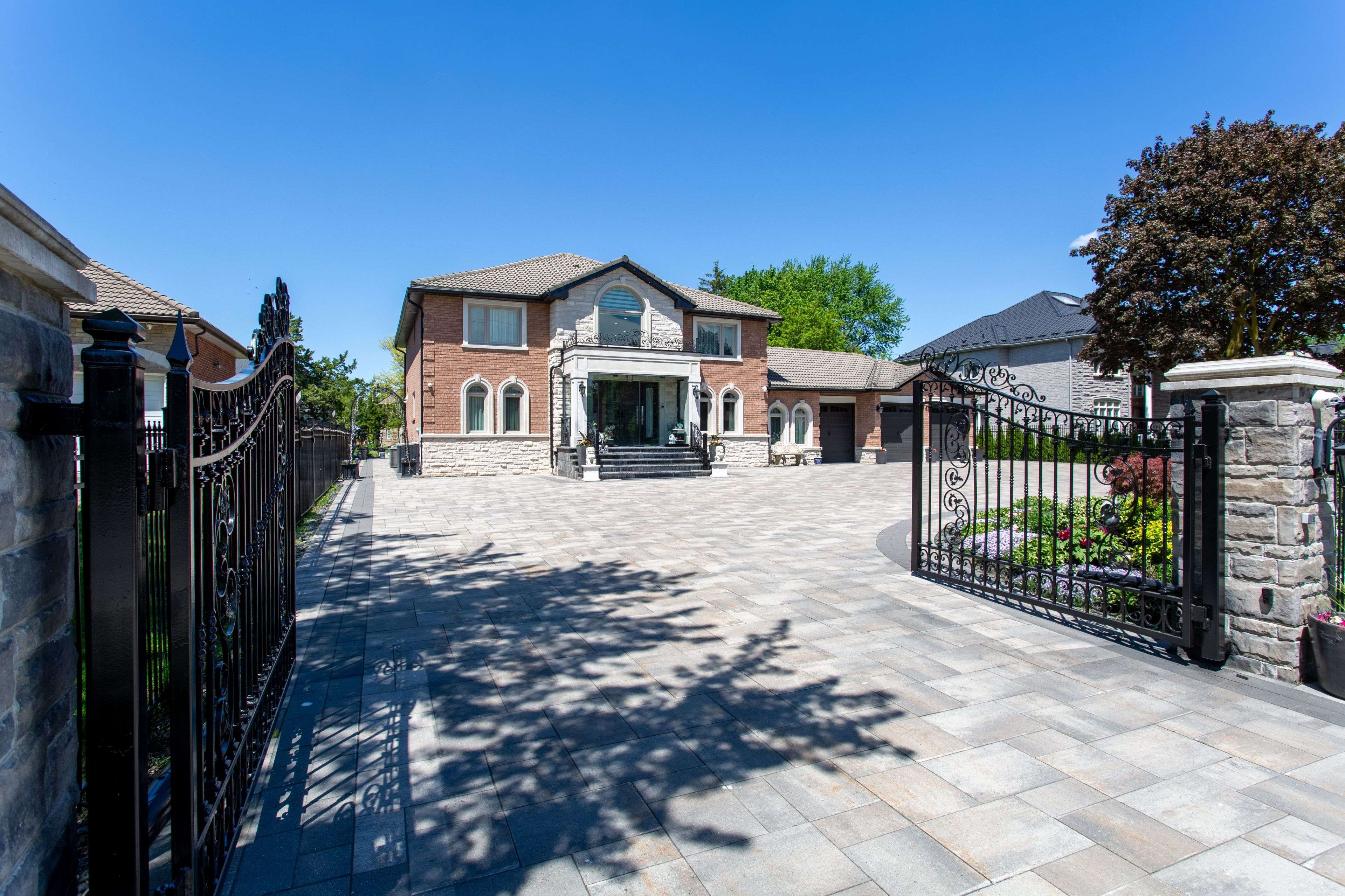 42 Lee AVE, Markham, ON L3R 8G4