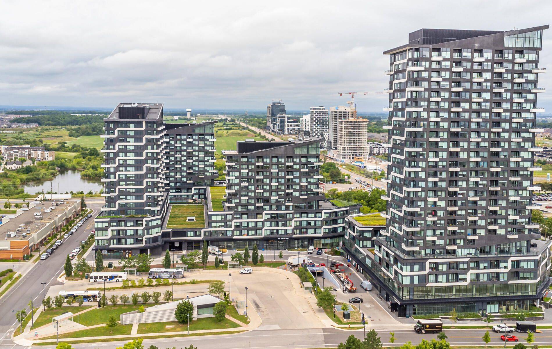 2485 Taunton RD #349, Oakville, ON L6H 3R8