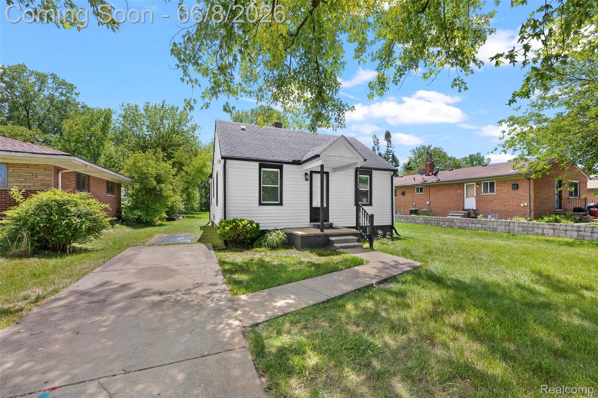 28075 Annapolis RD, Westland, MI 48186