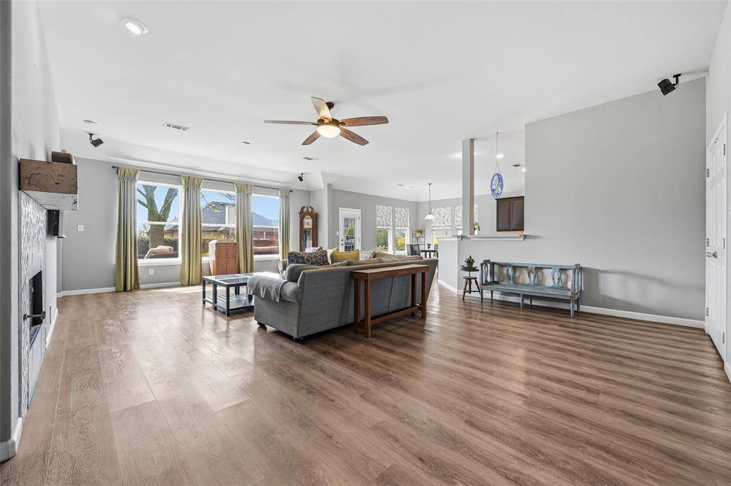 6610 Driftwood Lane, Rowlett, TX 75089