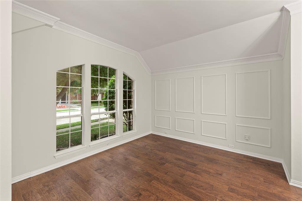 8513 Mill Creek Road, Irving, TX 75063