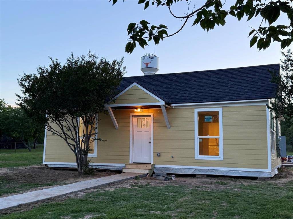 501 S Madera Street, Eastland, TX 76448