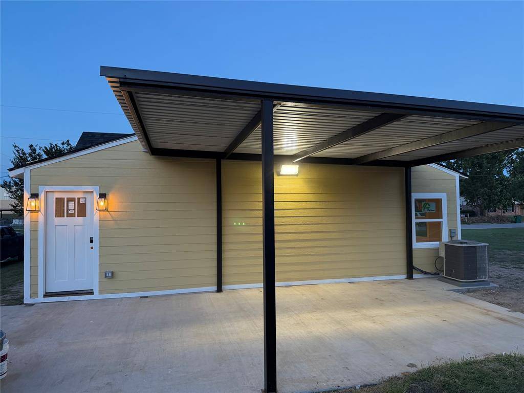 501 S Madera Street, Eastland, TX 76448