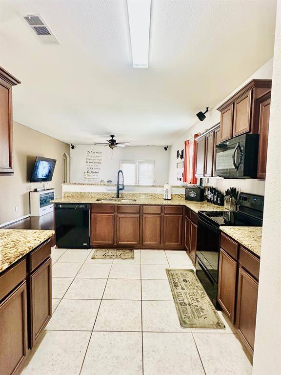 111 Rebel Road, Venus, TX 76084